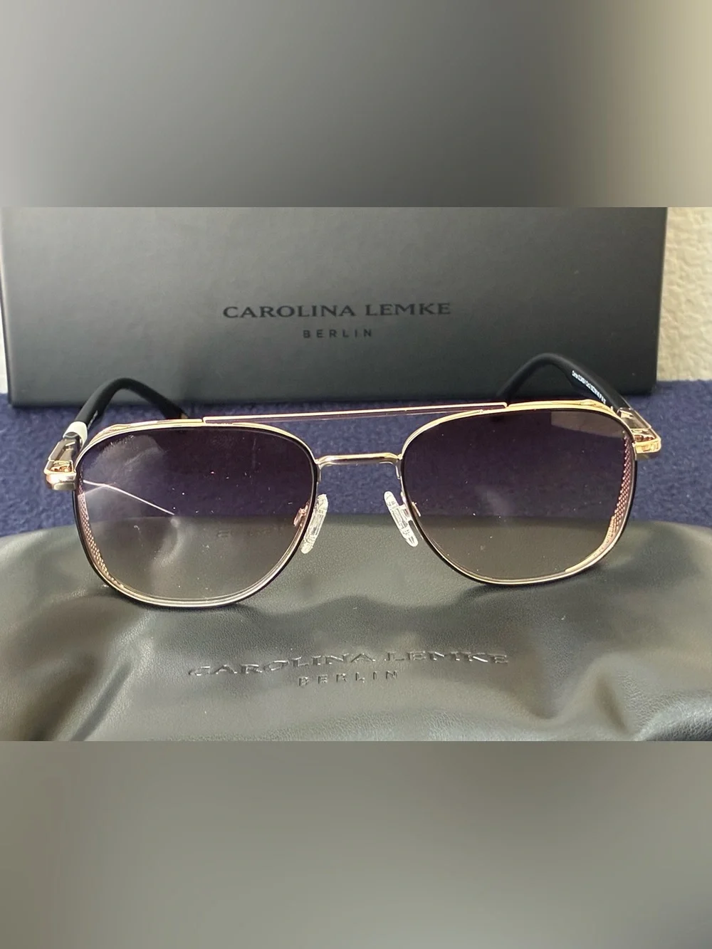 Carolina Lemke Carlos Black Gold 53-19/140 + Premium Luxury Case